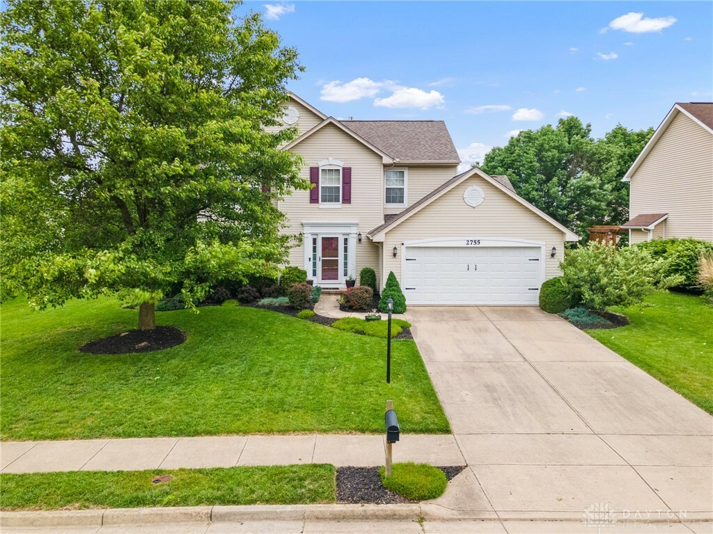 Property Photo: 2755 Huntington Drive OH 45373