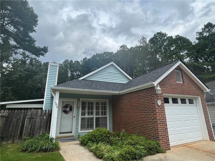 Property Photo: 1908 Brittania Circle GA 30188