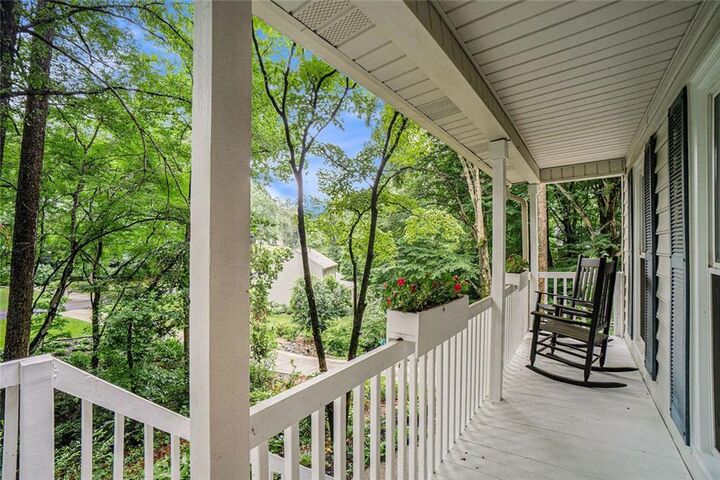 Property Photo: 507 Spring Creek Way NE GA 30068