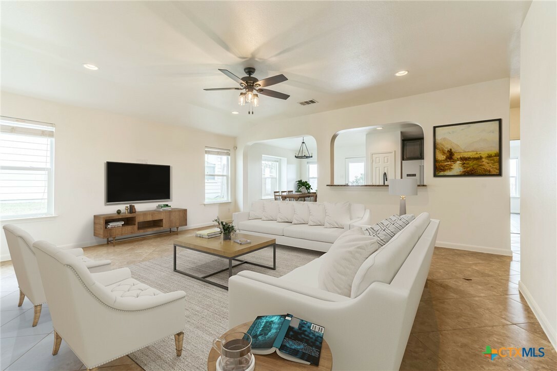 Property Photo: 217 Hoya Lane TX 78666