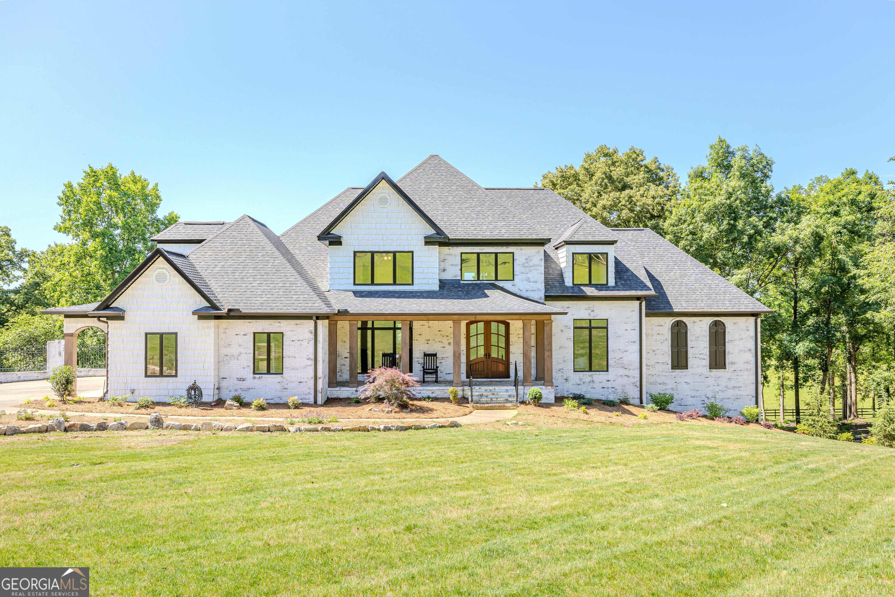 Property Photo: 3241 Horseleg Creek Road SW GA 30165