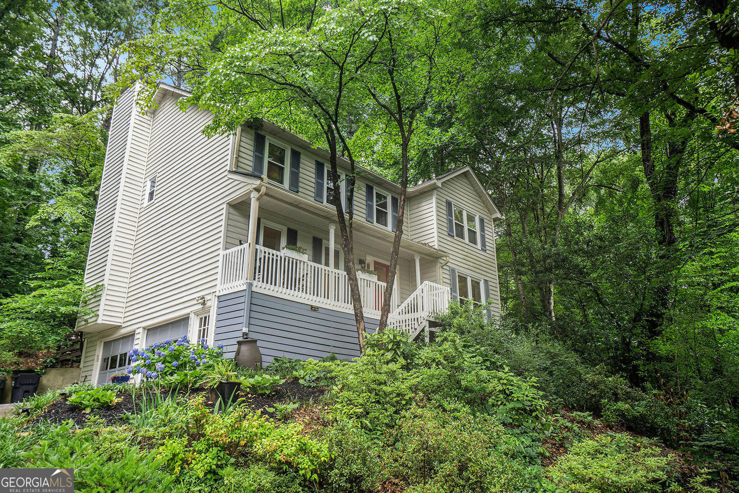 Property Photo: 507 Spring Creek Way NE GA 30068