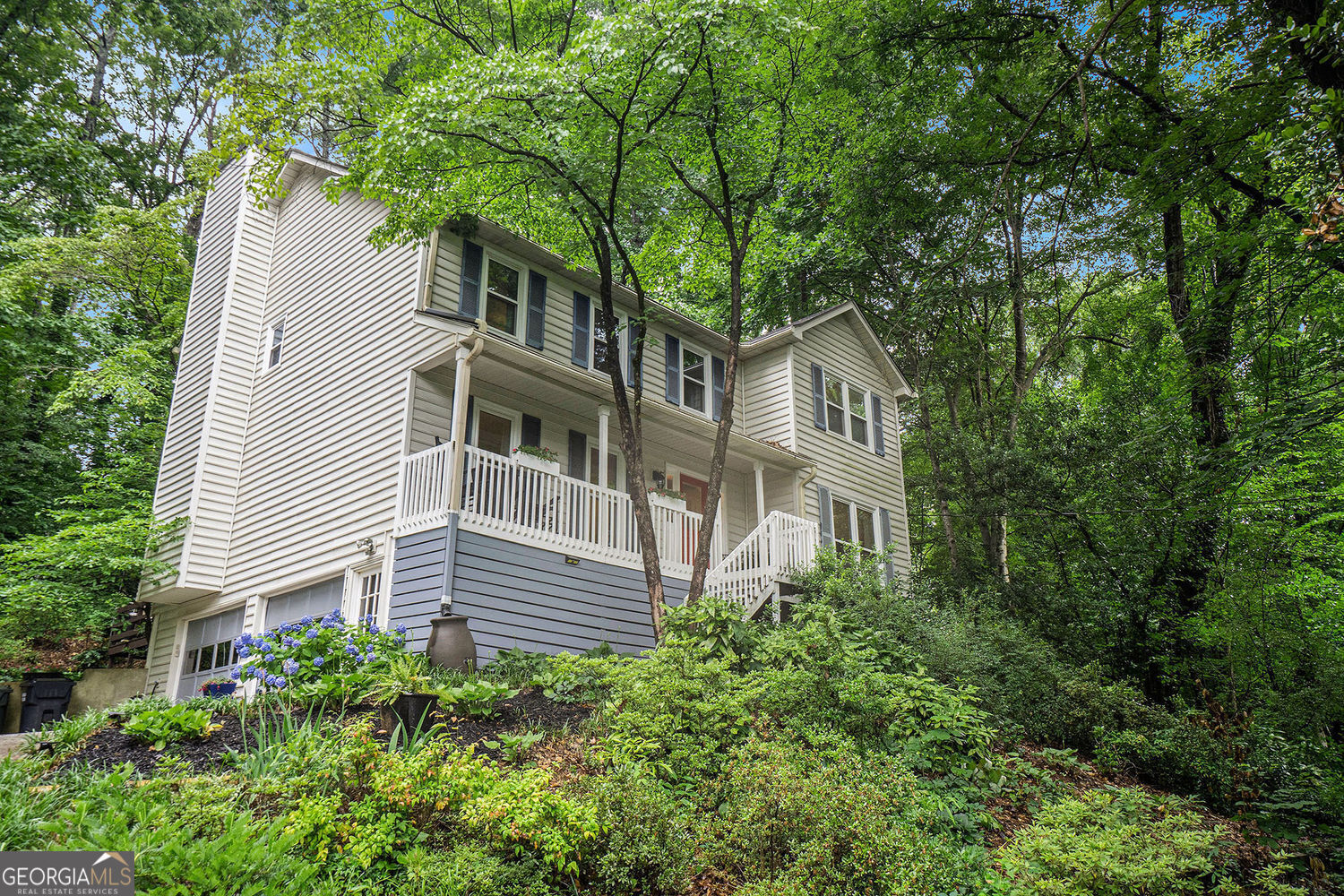 Property Photo: 507 Spring Creek Way NE GA 30068