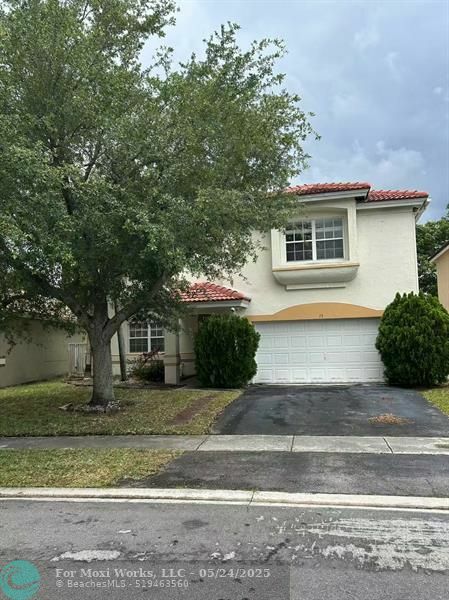 Property Photo: 73 Gables Blvd FL 33326