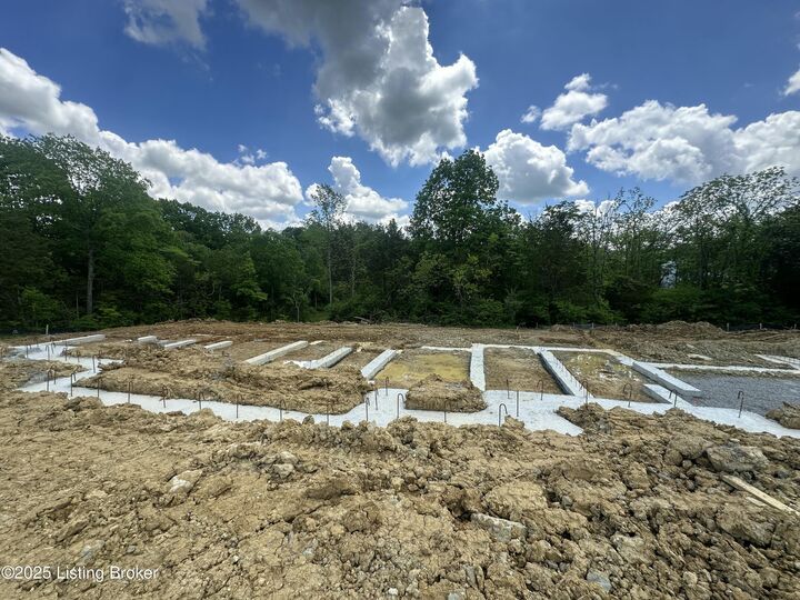 Property Photo:  14642 Reserve Park Pl 2  KY 40245 