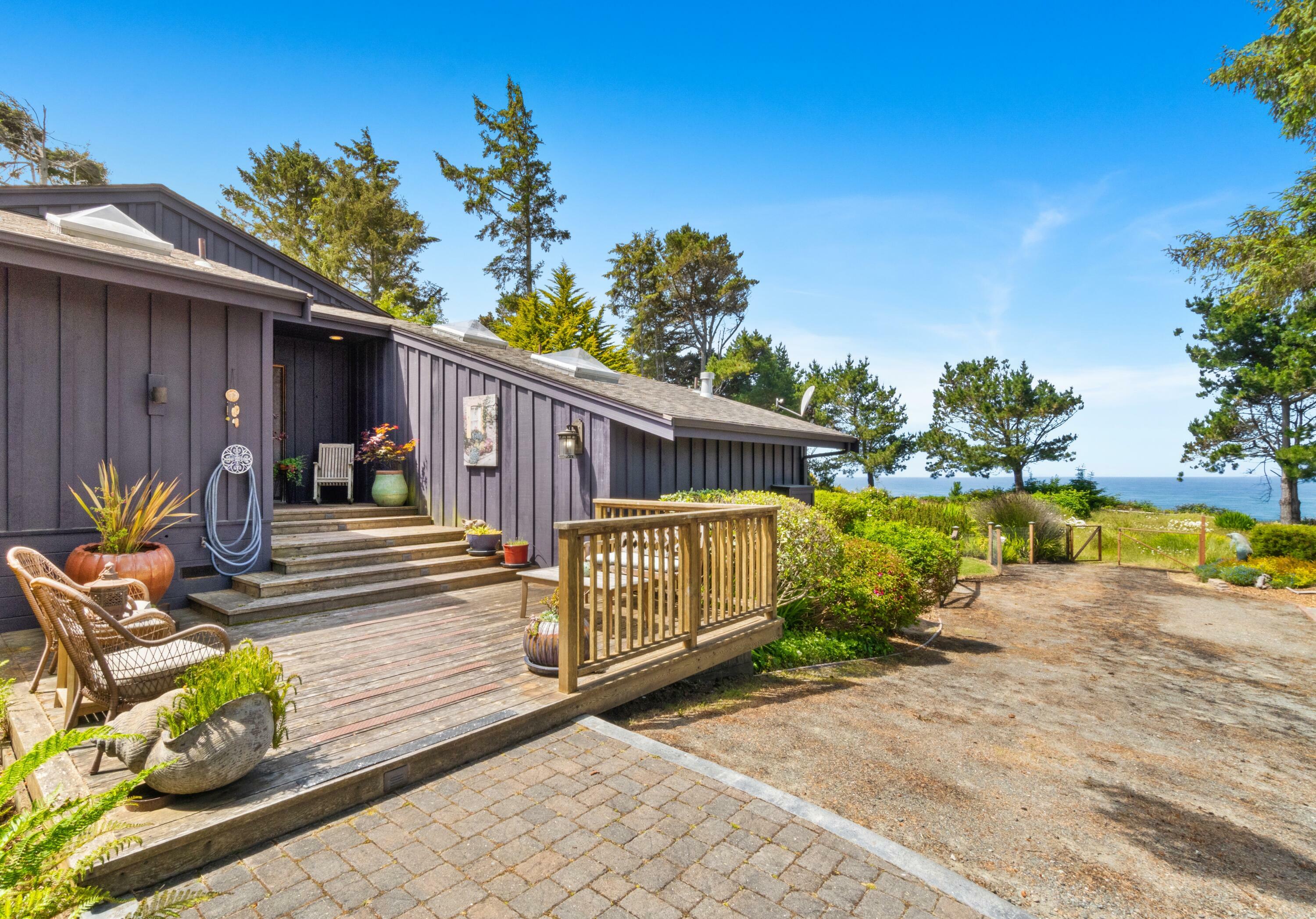 Property Photo: 294 Roundhouse Creek Road CA 95570