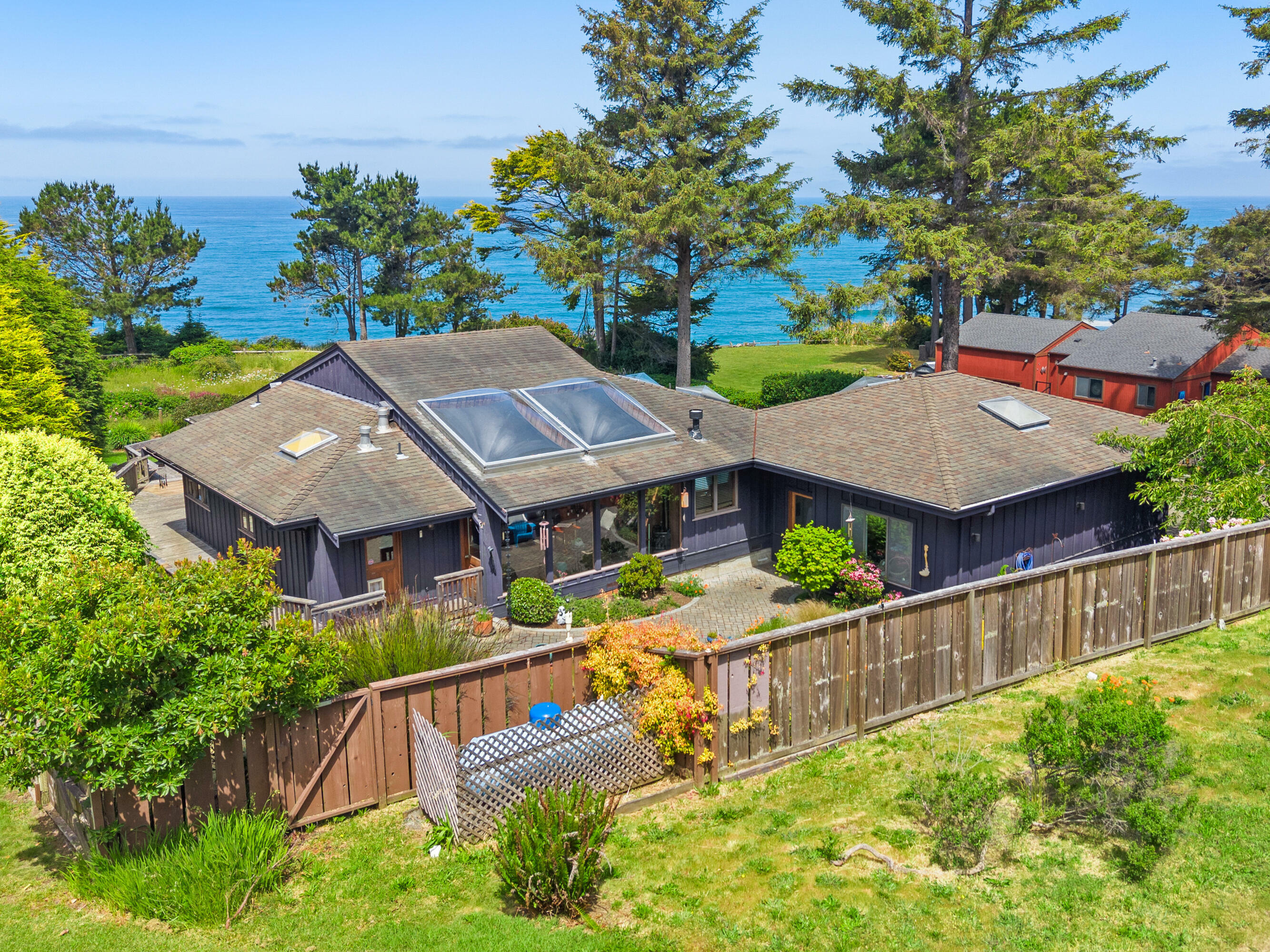 Property Photo: 294 Roundhouse Creek Road CA 95570
