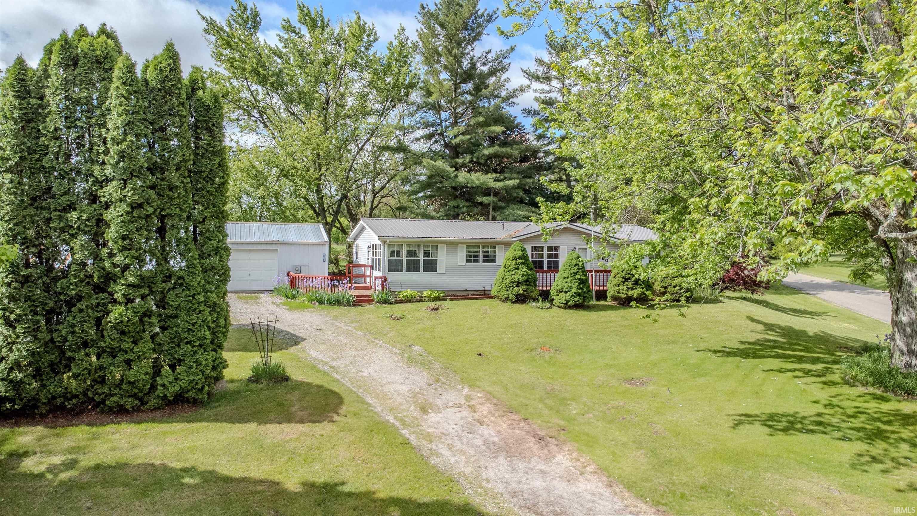 Property Photo: 460 N Flint Road IN 46703-9752