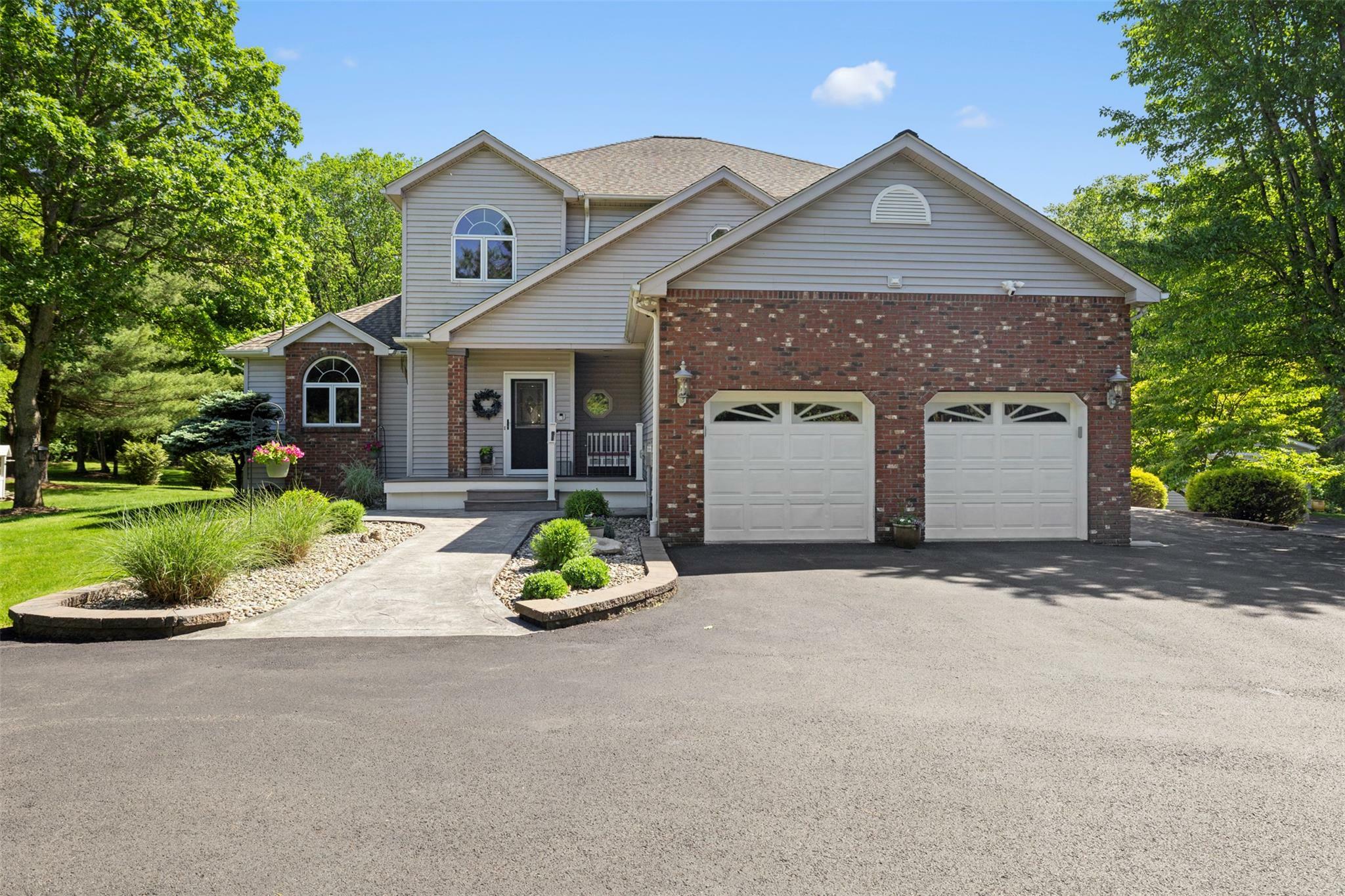 Property Photo:  26 Brouck Ferris Boulevard  NY 12561 