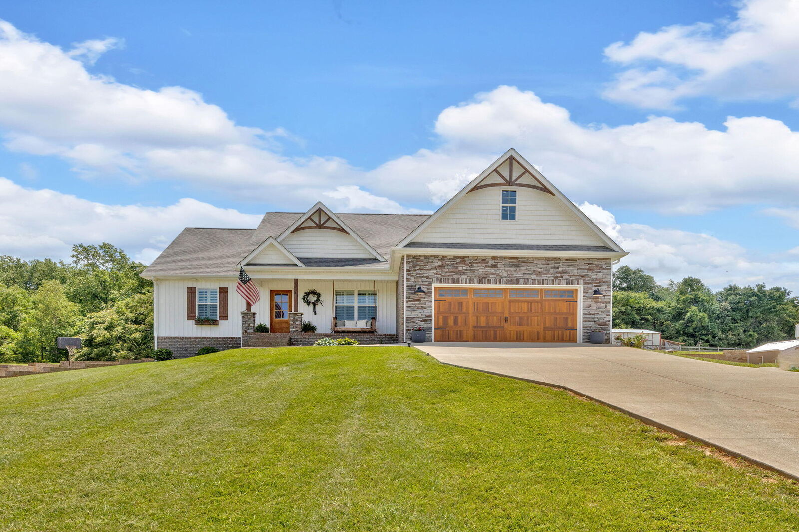 Property Photo:  113 Cheshire Ct  TN 37760 