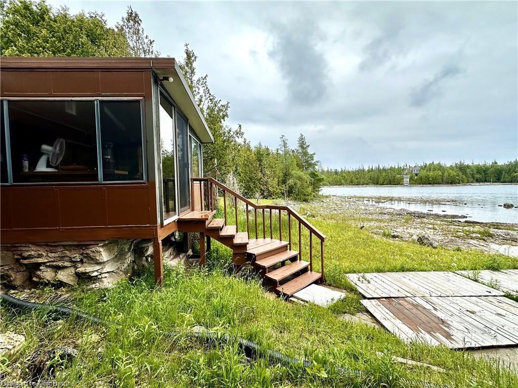 Property Photo: 85 Simpson Avenue ON N0H 2R0