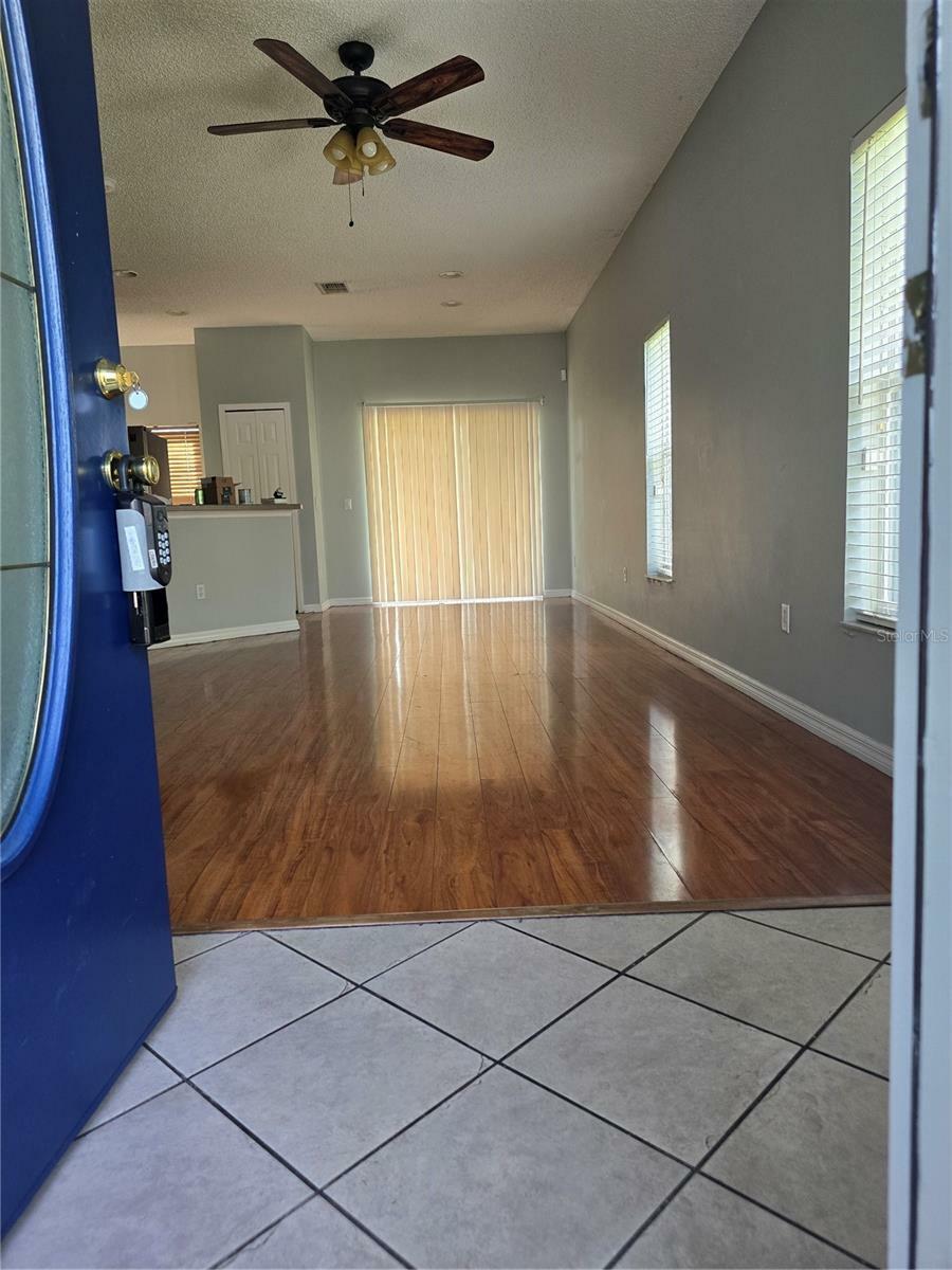 Property Photo:  1754 Fritwell Court  FL 34761 