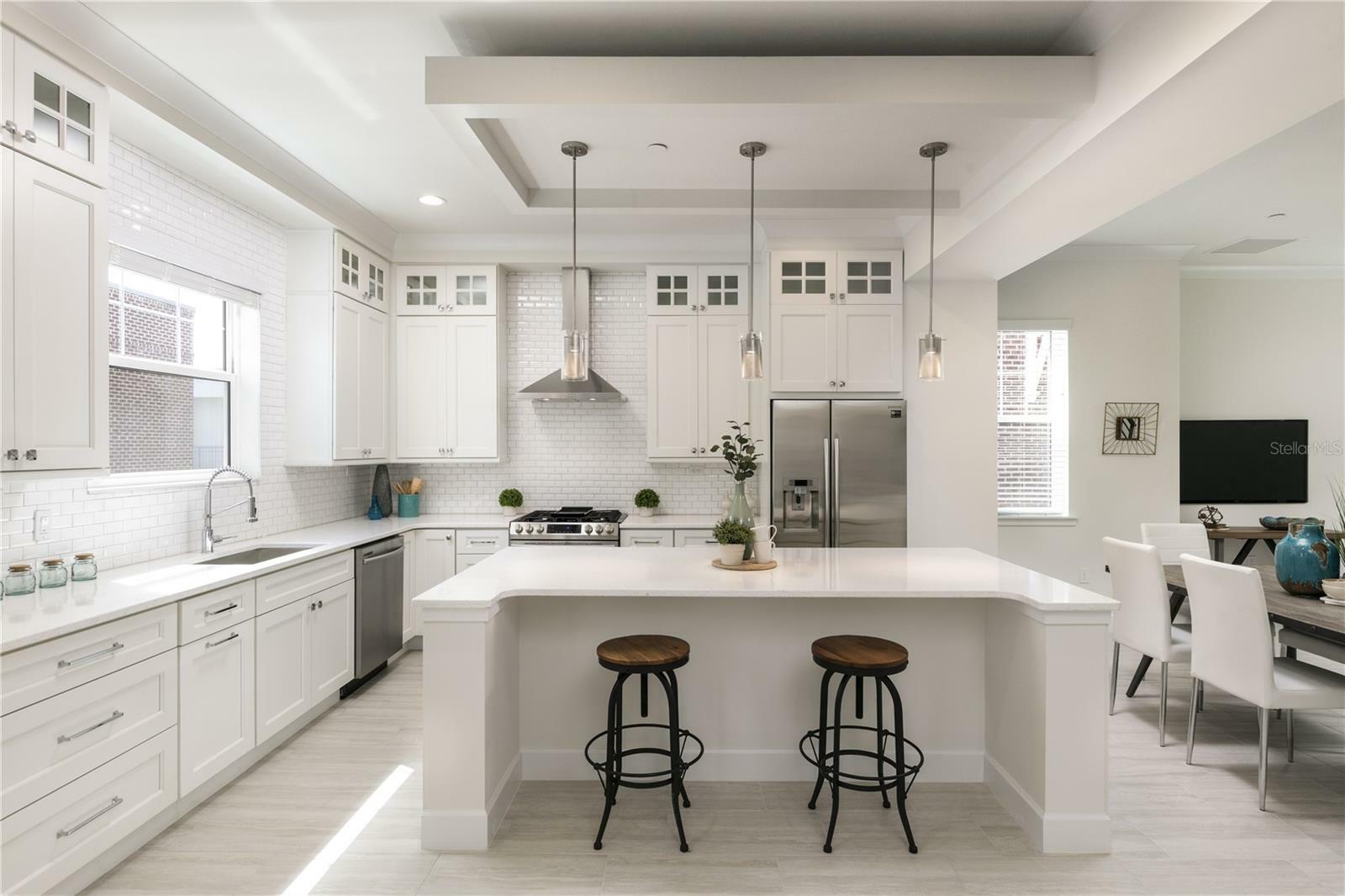 Property Photo: 141 S. Park Ave FL 34787