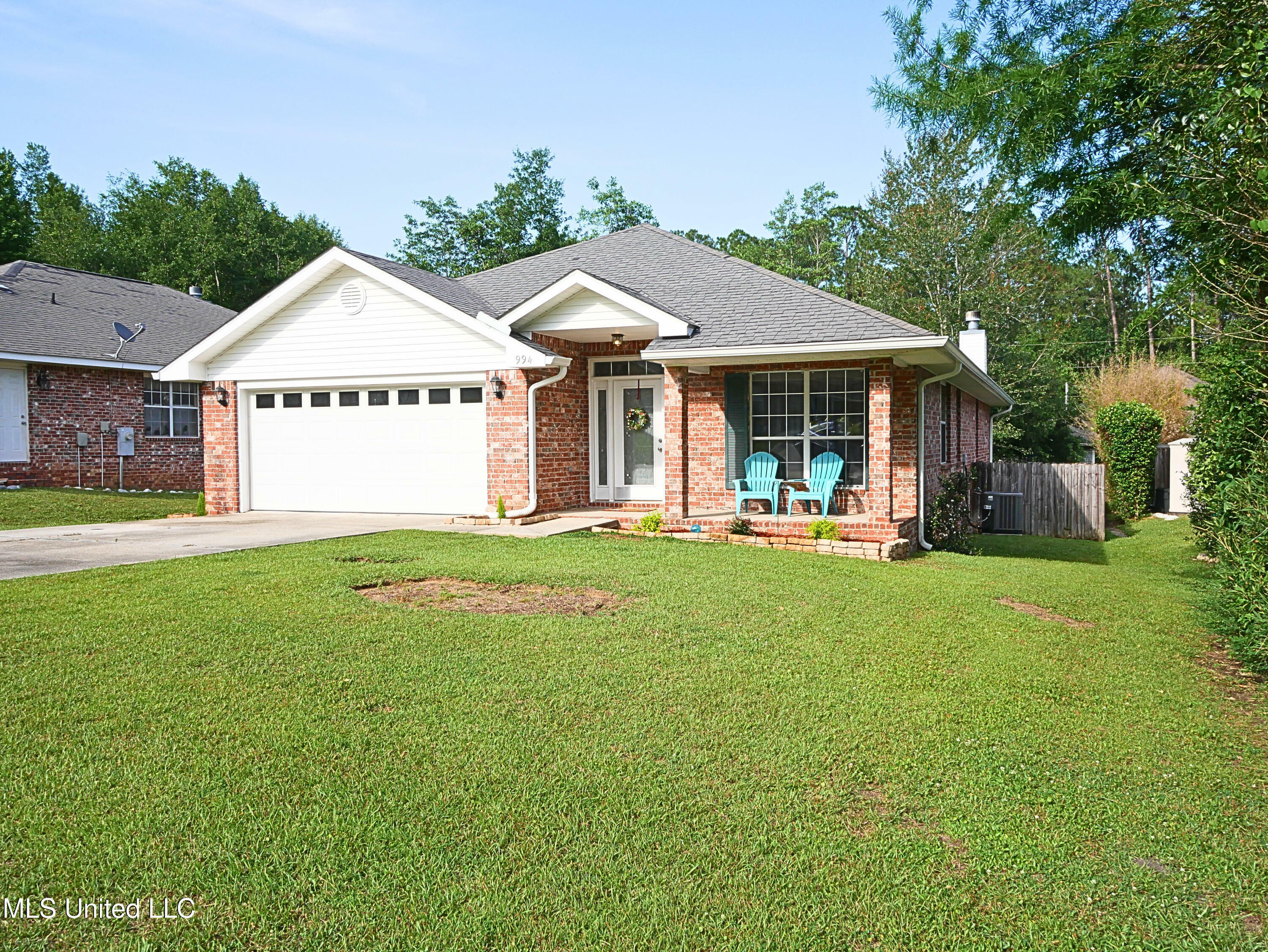 Property Photo: 994 Muolea Court MS 39525