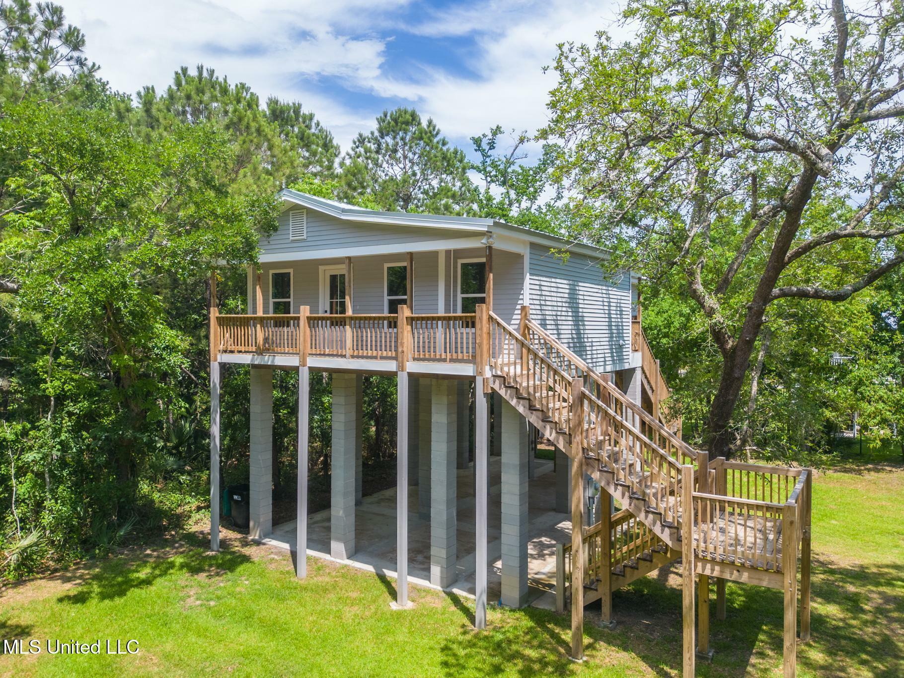 Property Photo: 11014 Gannet Street MS 39520