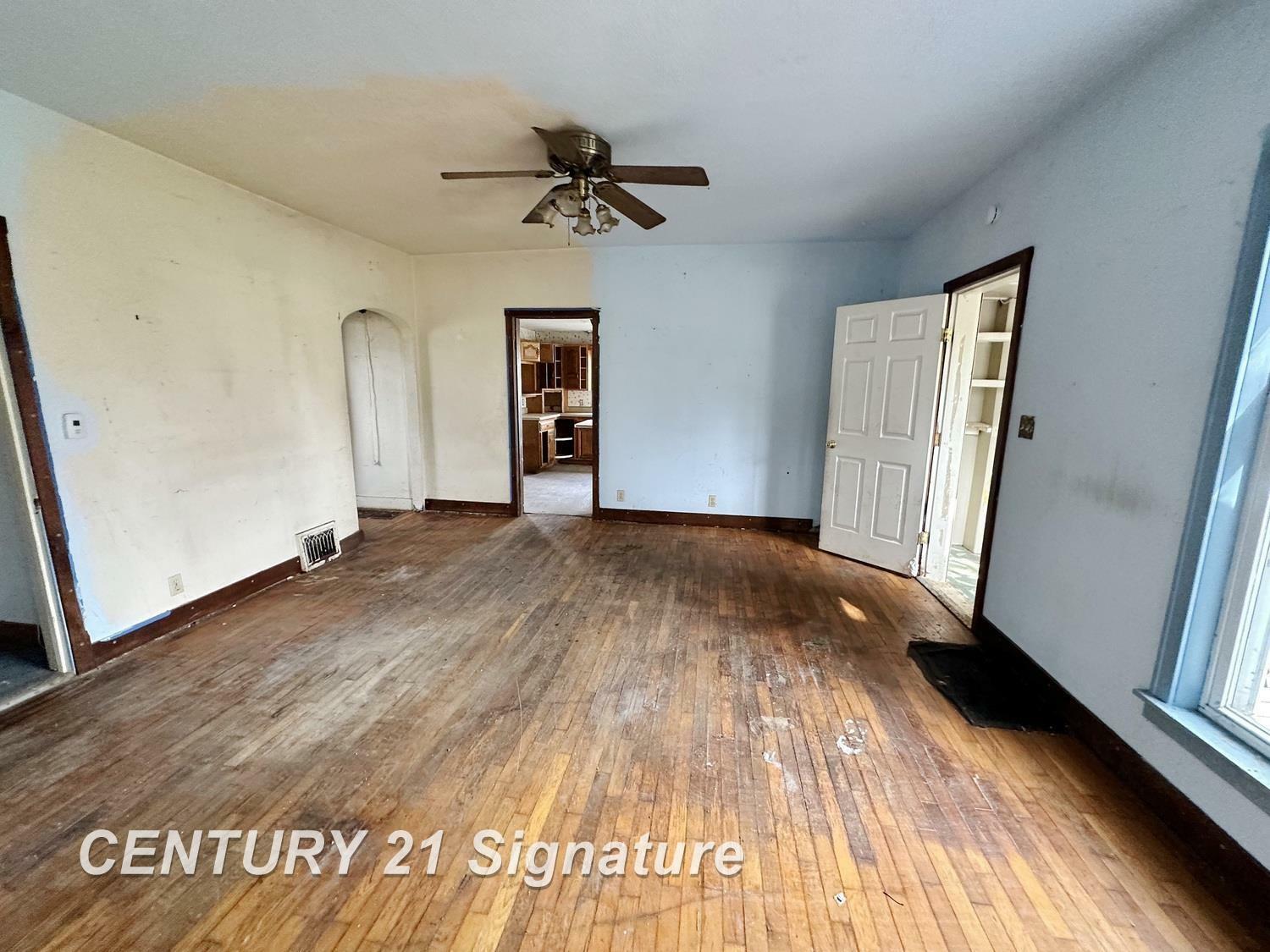 Property Photo: 5207 S Whiteville Road MI 48858