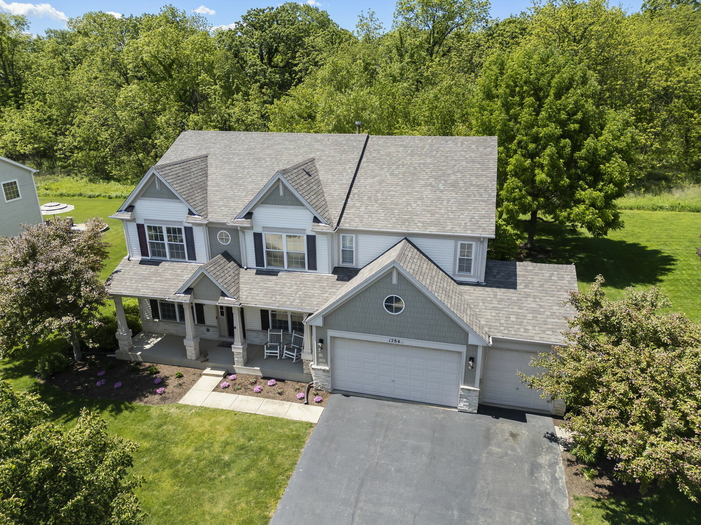 Property Photo: 1284 McDole Drive IL 60554