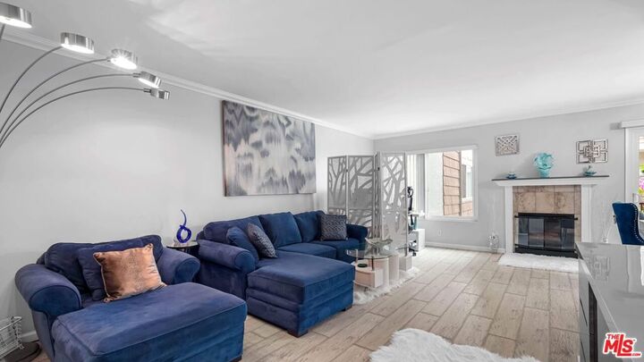 Property Photo:  5870 Green Valley Circle 211  CA 90230