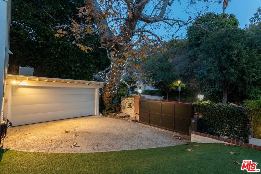 Property Photo: 2055 Outpost Drive CA 90068