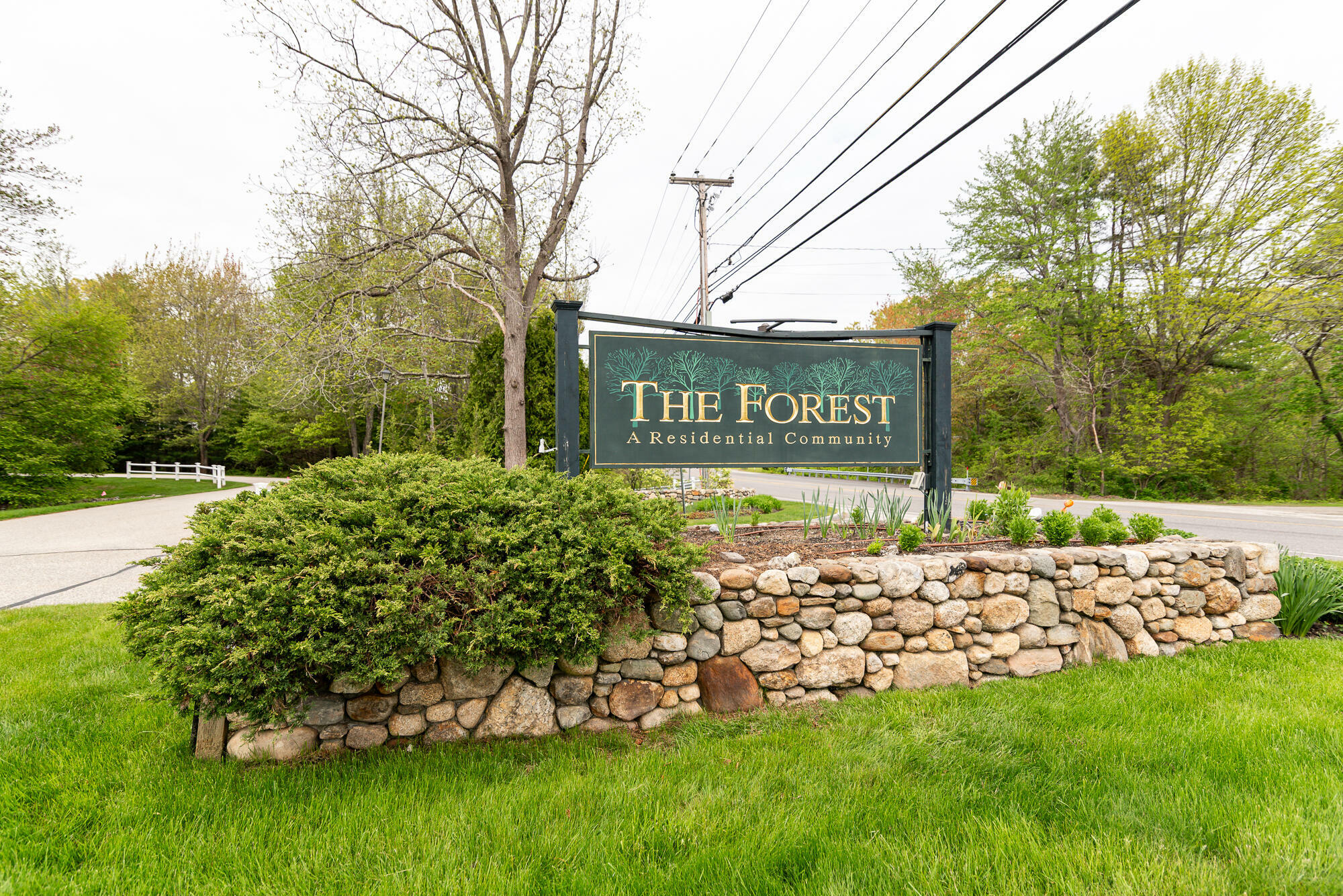 Property Photo: 19 Winding Brook Lane S 19 ME 04090