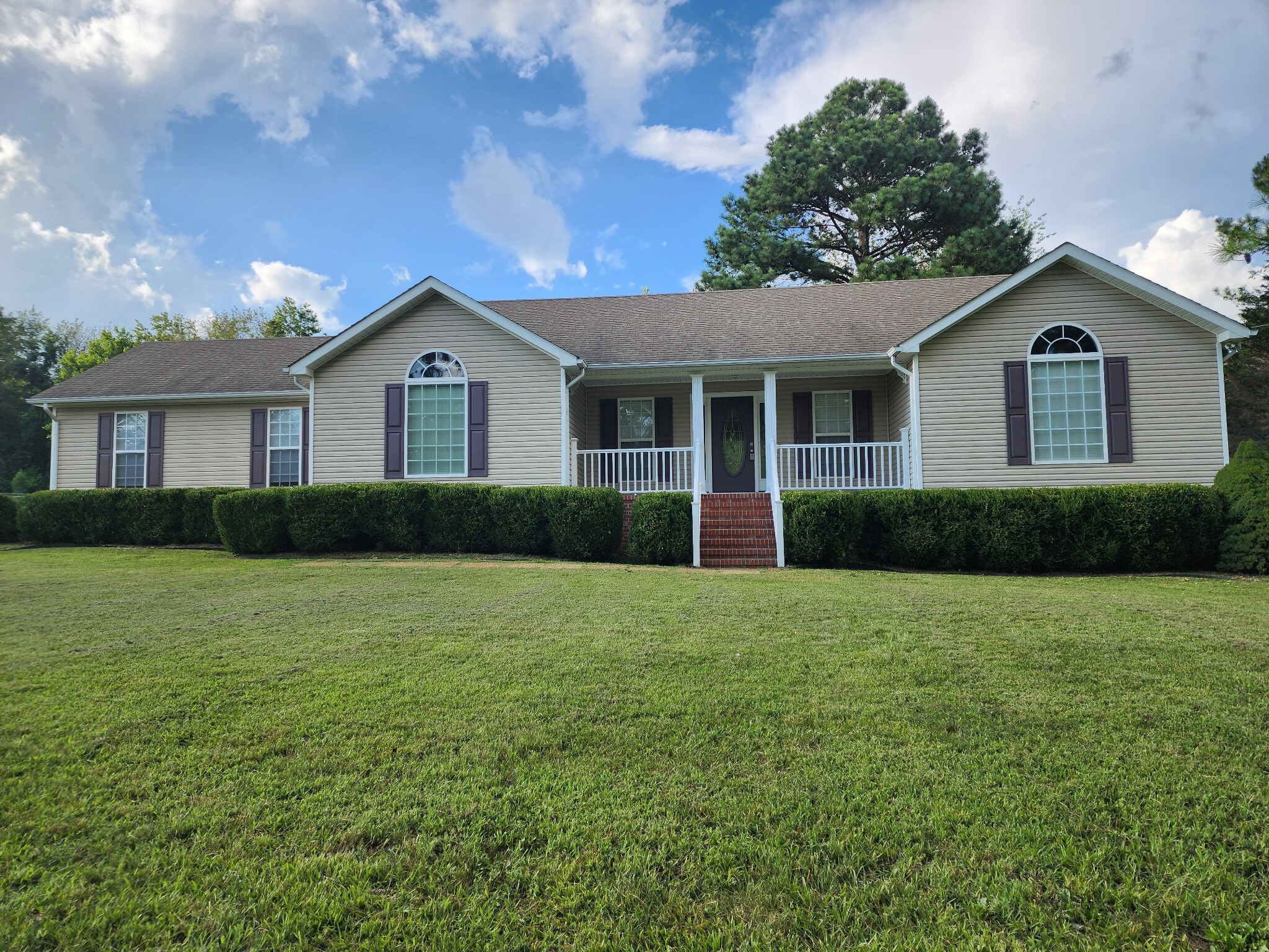 Property Photo: 168 Commodore Cir TN 38483