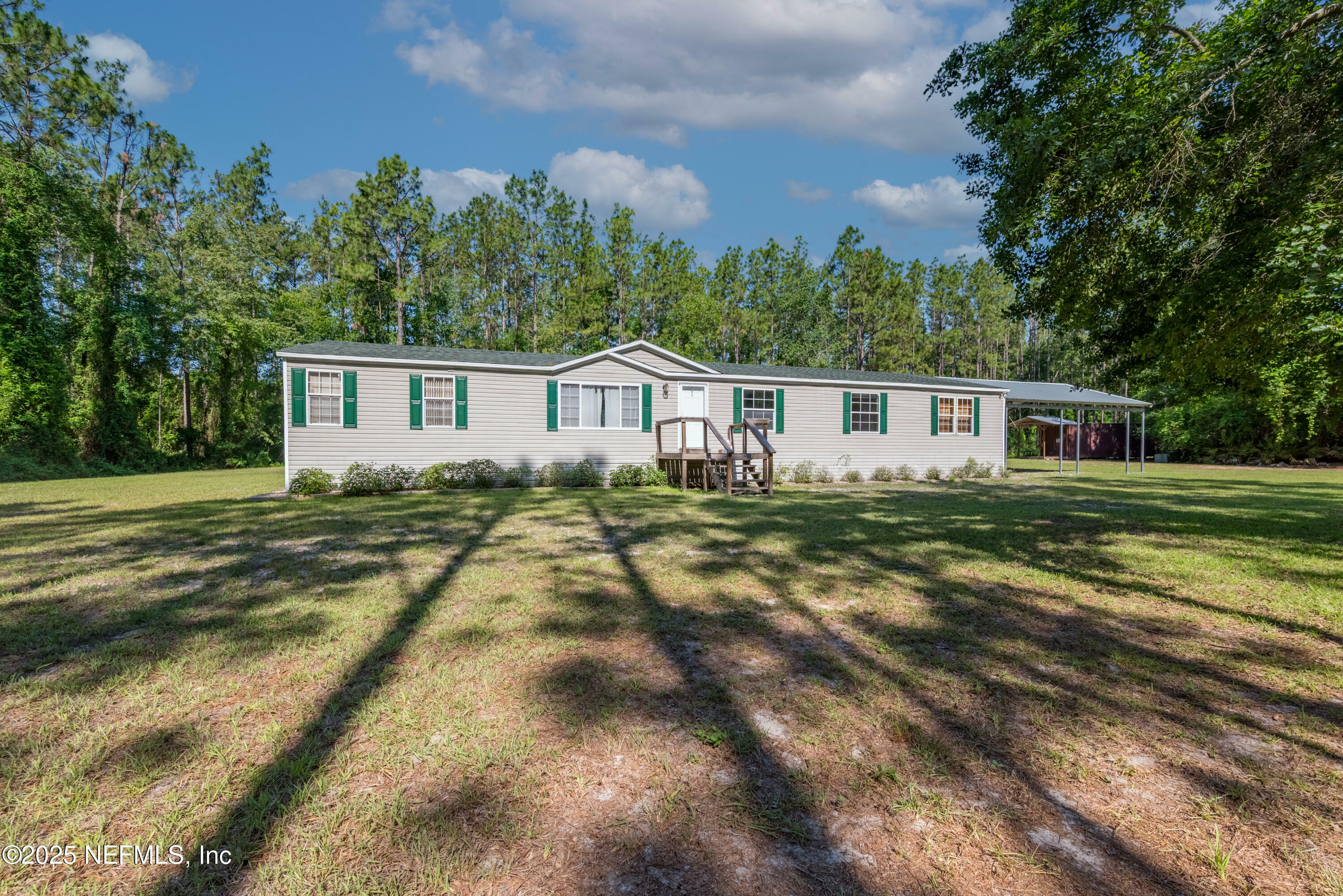 Property Photo: 16594 Crews Road FL 32040