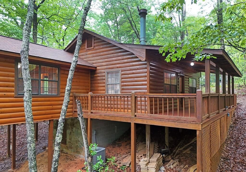 Property Photo:  31 Eagle Feather Drive  GA 30522 