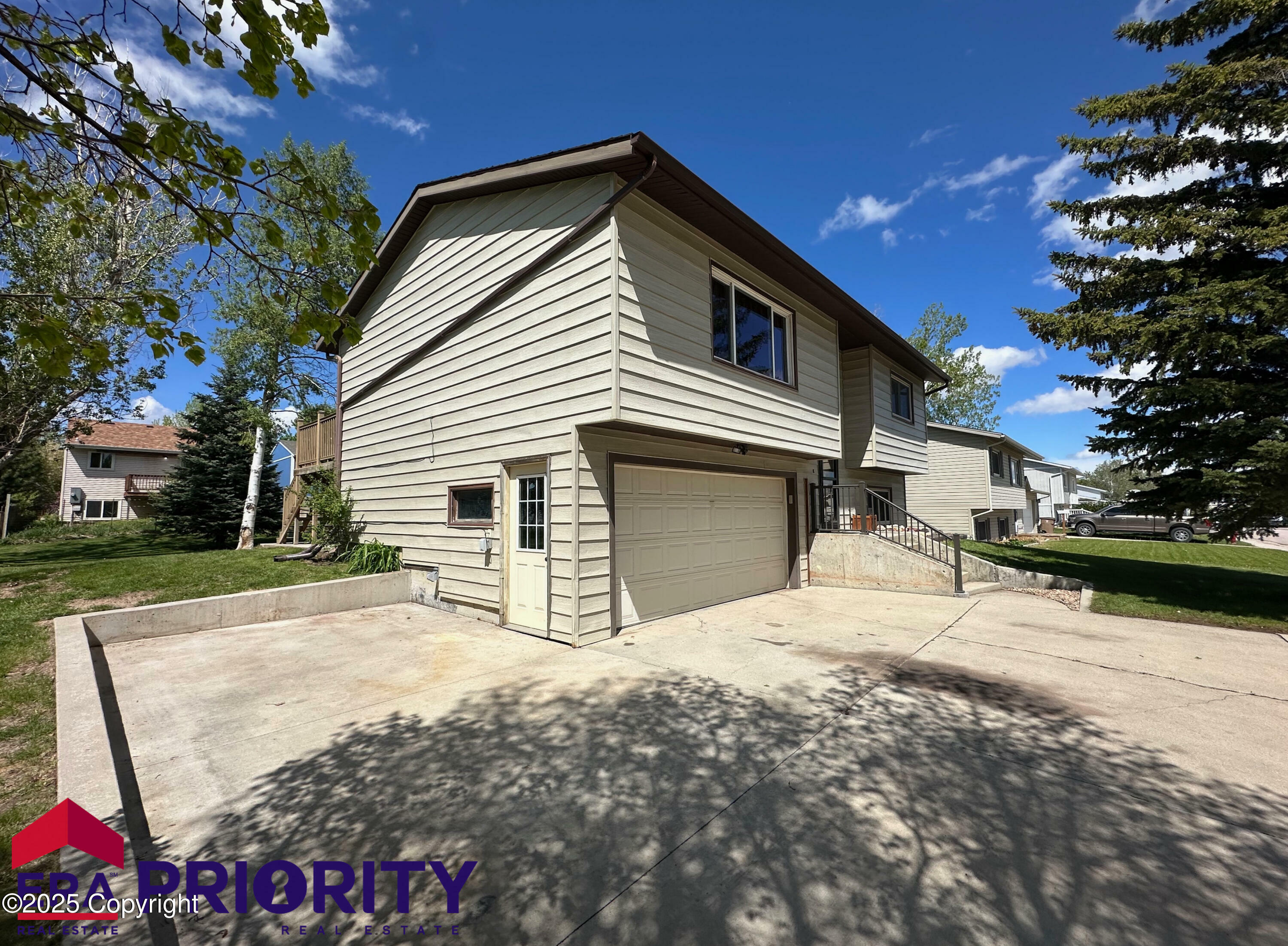 Property Photo:  107 E Timothy St -  WY 82718 