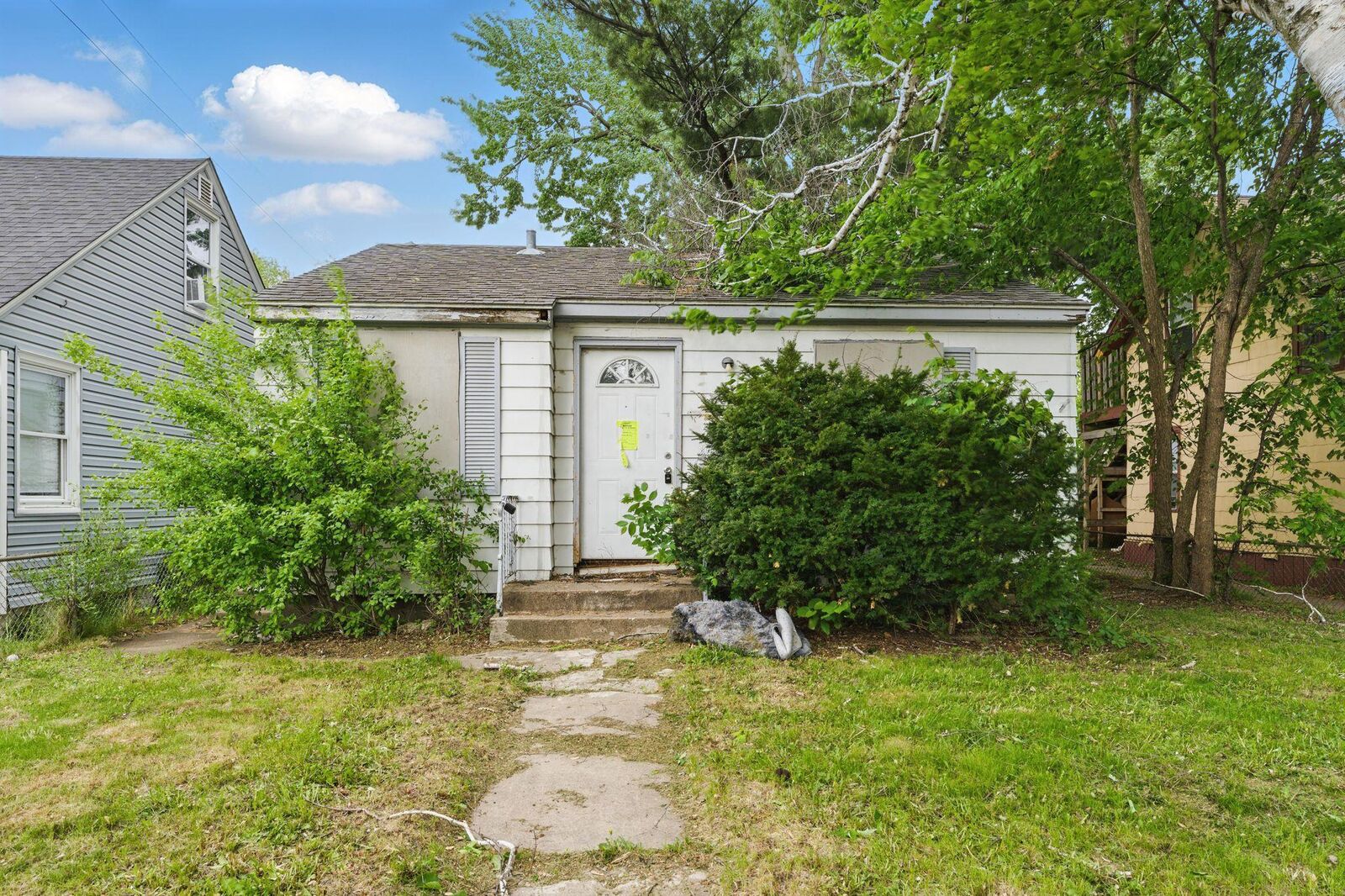 Property Photo: 4642 Camden Avenue N MN 55412