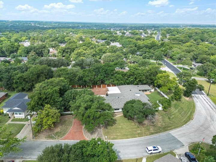 Property Photo: 736 Westwood Drive TX 75092