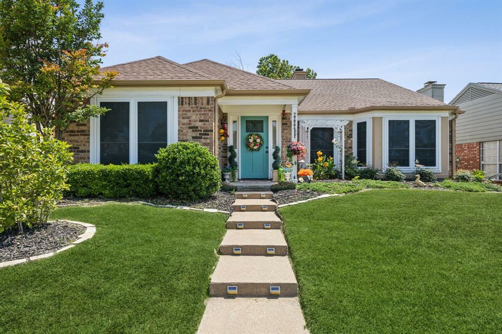 Property Photo: 1492 Summers Drive TX 75104