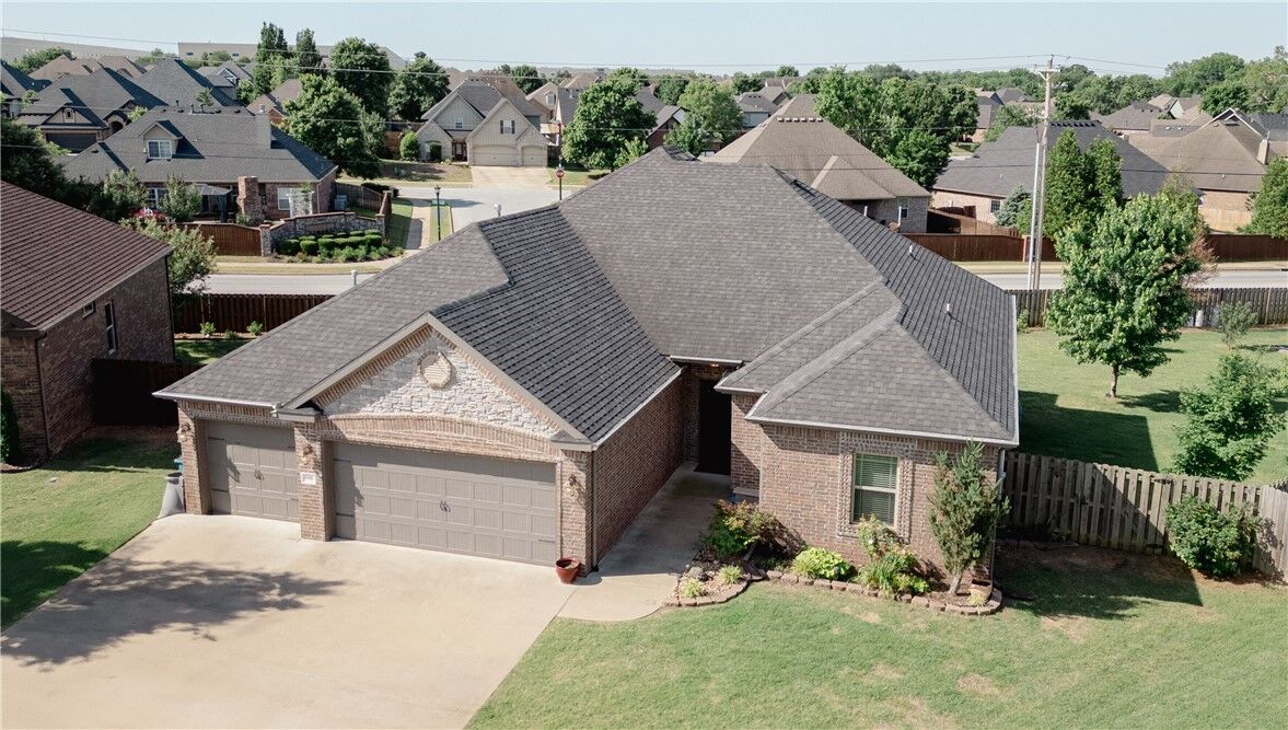 Property Photo: 4401 SW Beech Drive AR 72713