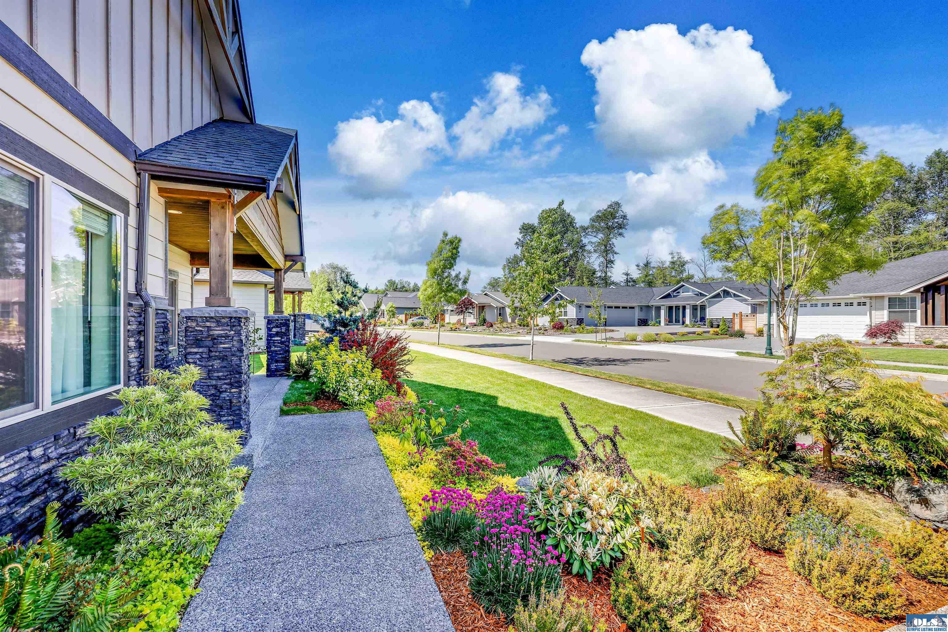 Property Photo: 380 Broadmoor Street WA 98382