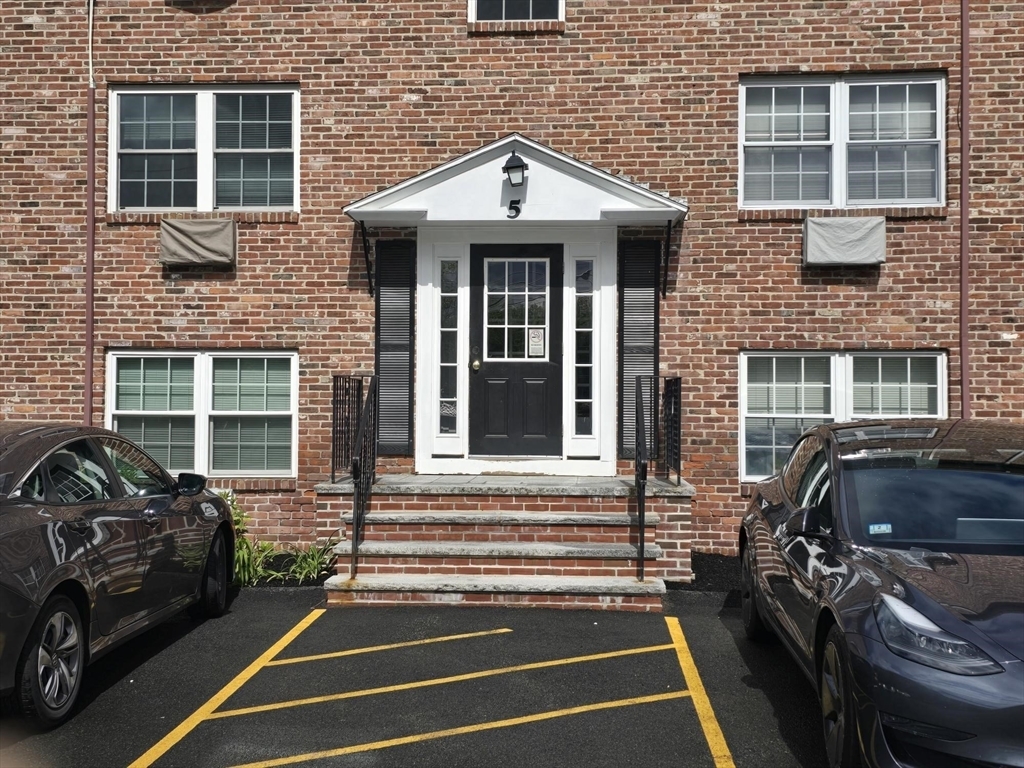 Property Photo: 5 Colonial Village Drive 9 MA 02474