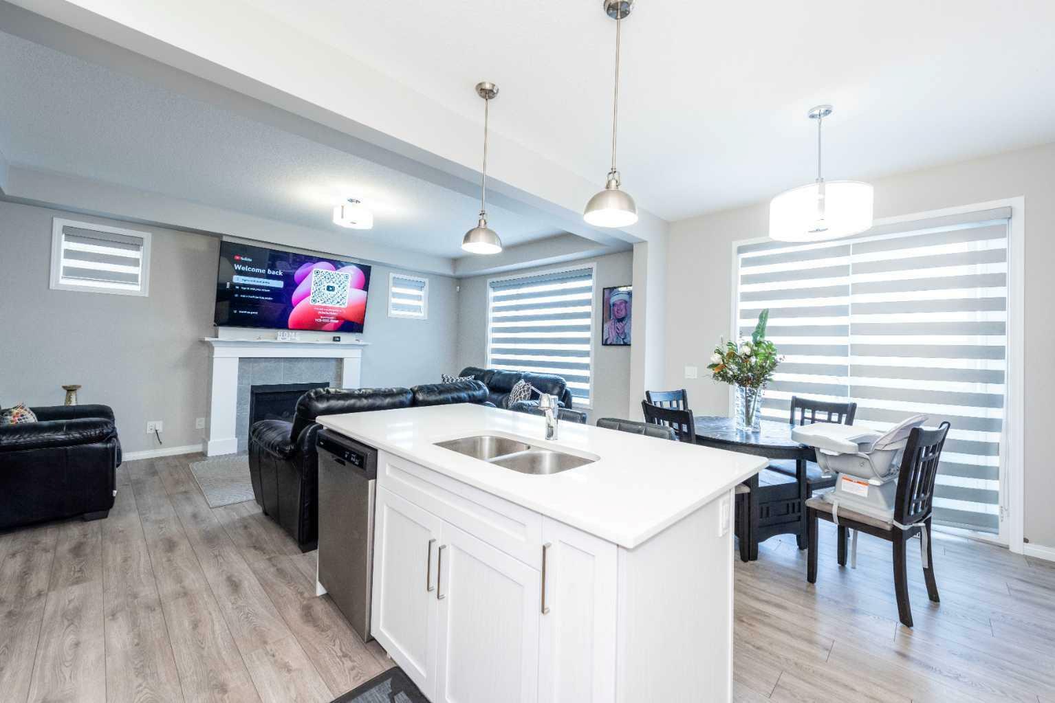 30 Cityside Way NE  Calgary AB T3N 1P1 photo