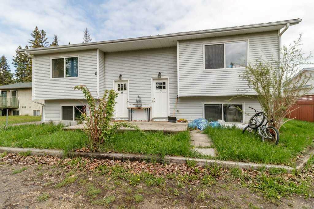 Property Photo: 4411 48 Avenue AB T4S 1N8