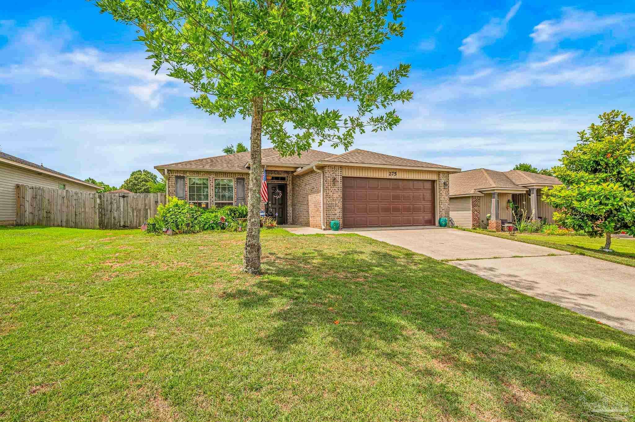 Property Photo: 275 Wiregrass Place FL 32533