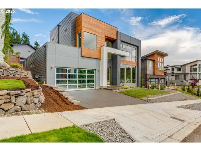 Property Photo: 14 Hood St WA 98607