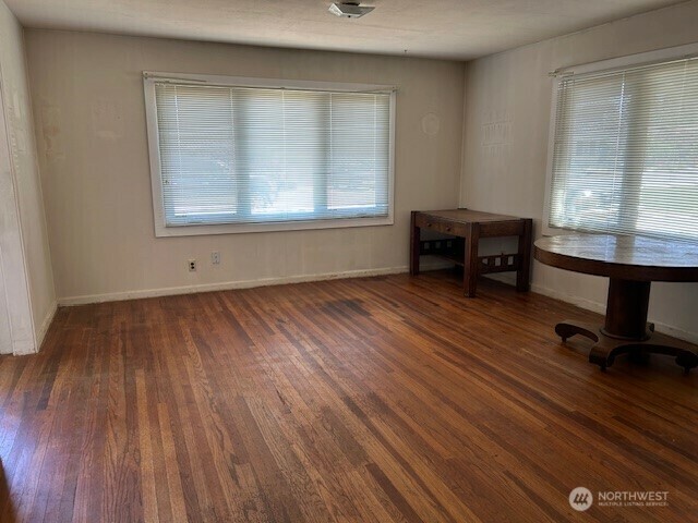 Property Photo:  1106  Okanogan Avenue  WA 98801 