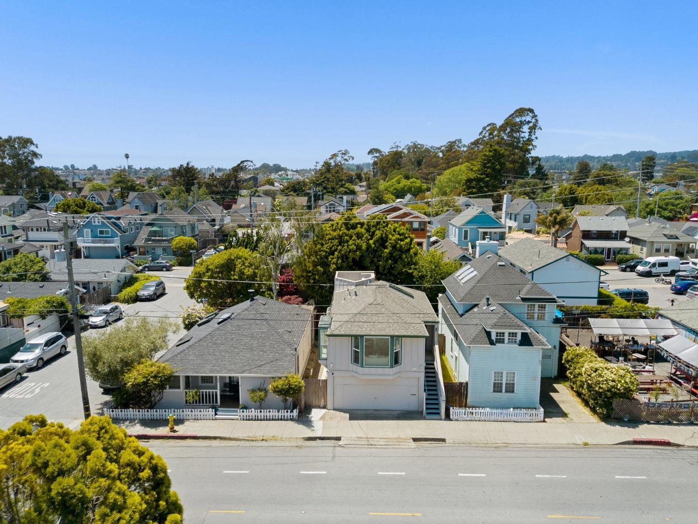 407 Seabright Avenue  Santa Cruz CA 95062 photo
