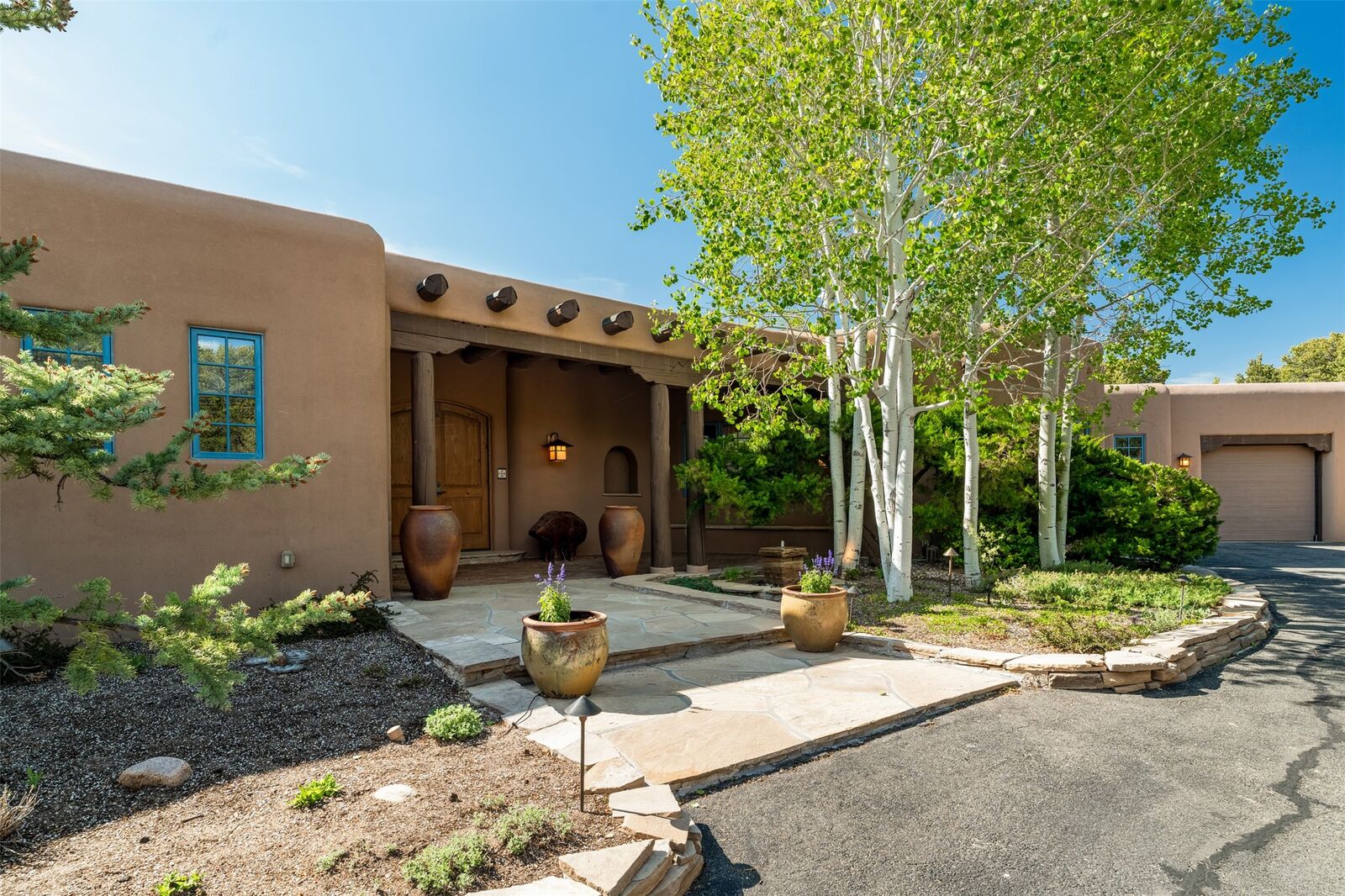 Property Photo: 1050 Sierra Del Norte NM 87501