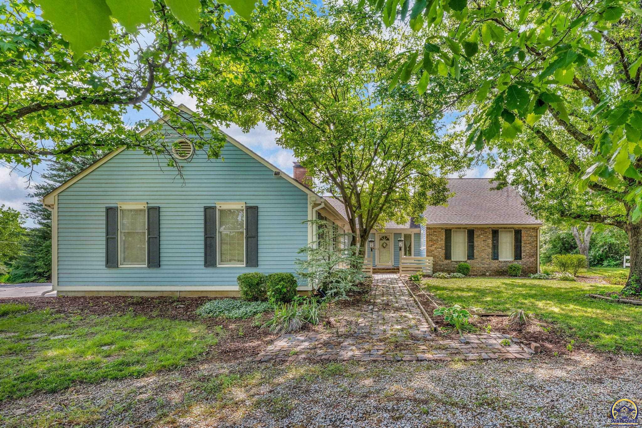 Property Photo: 4240 SE McMahan Ct KS 66542