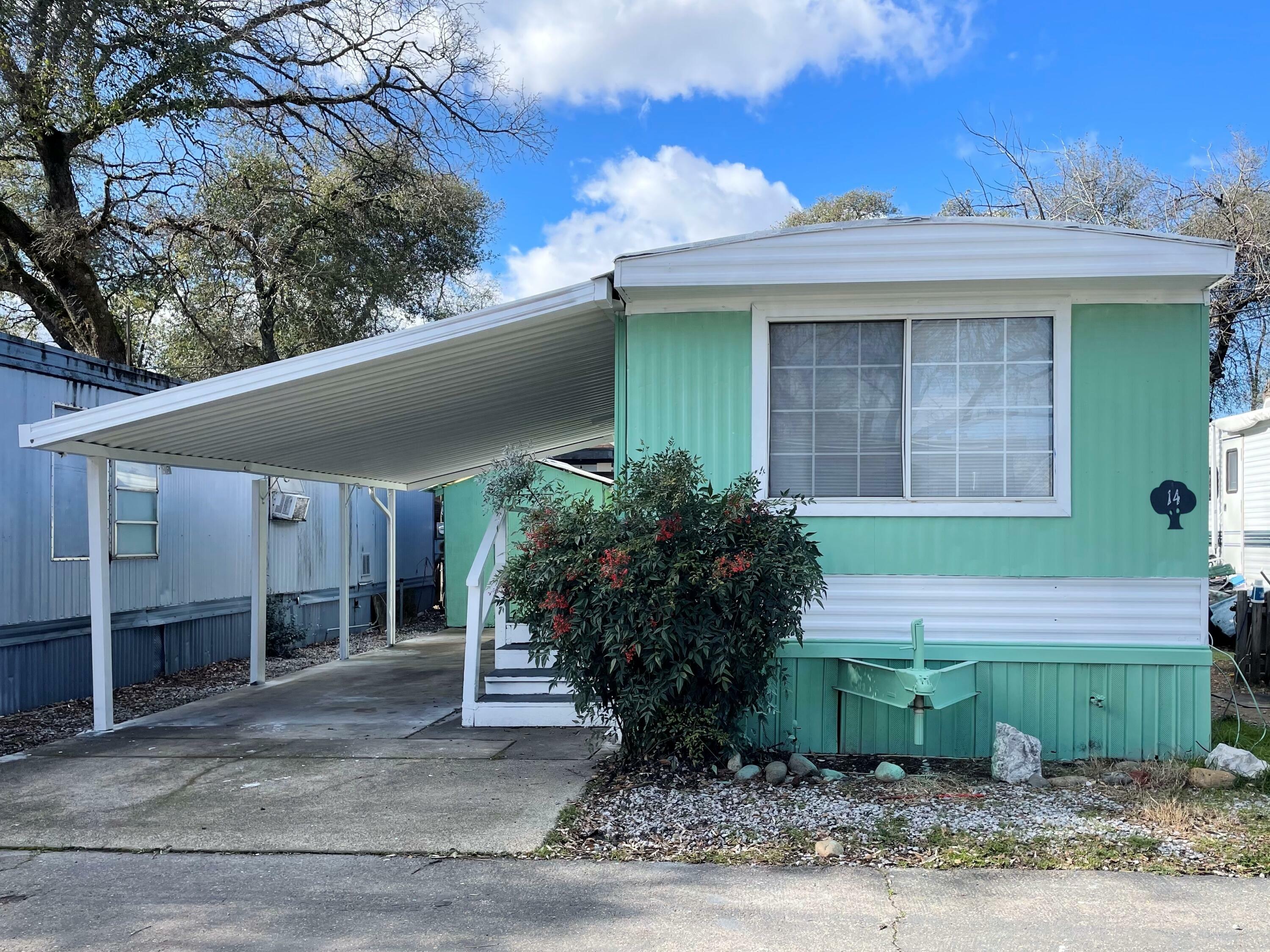 Property Photo: 2237 Jewell Ln CA 96001