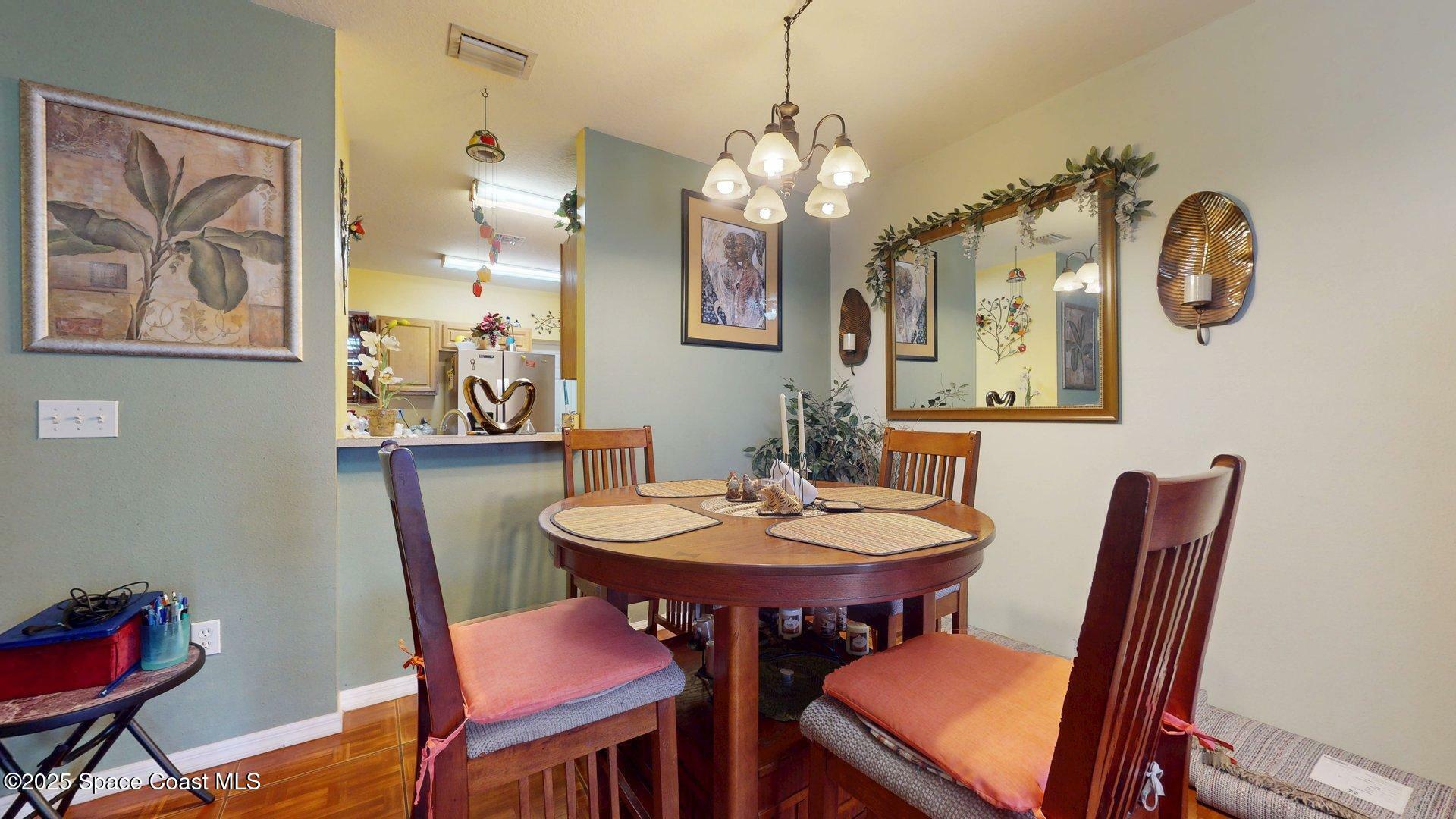 Property Photo: 824 Temple Street FL 32922