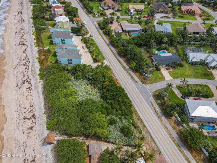 Property Photo:  201 Woody Circle  FL 32951 