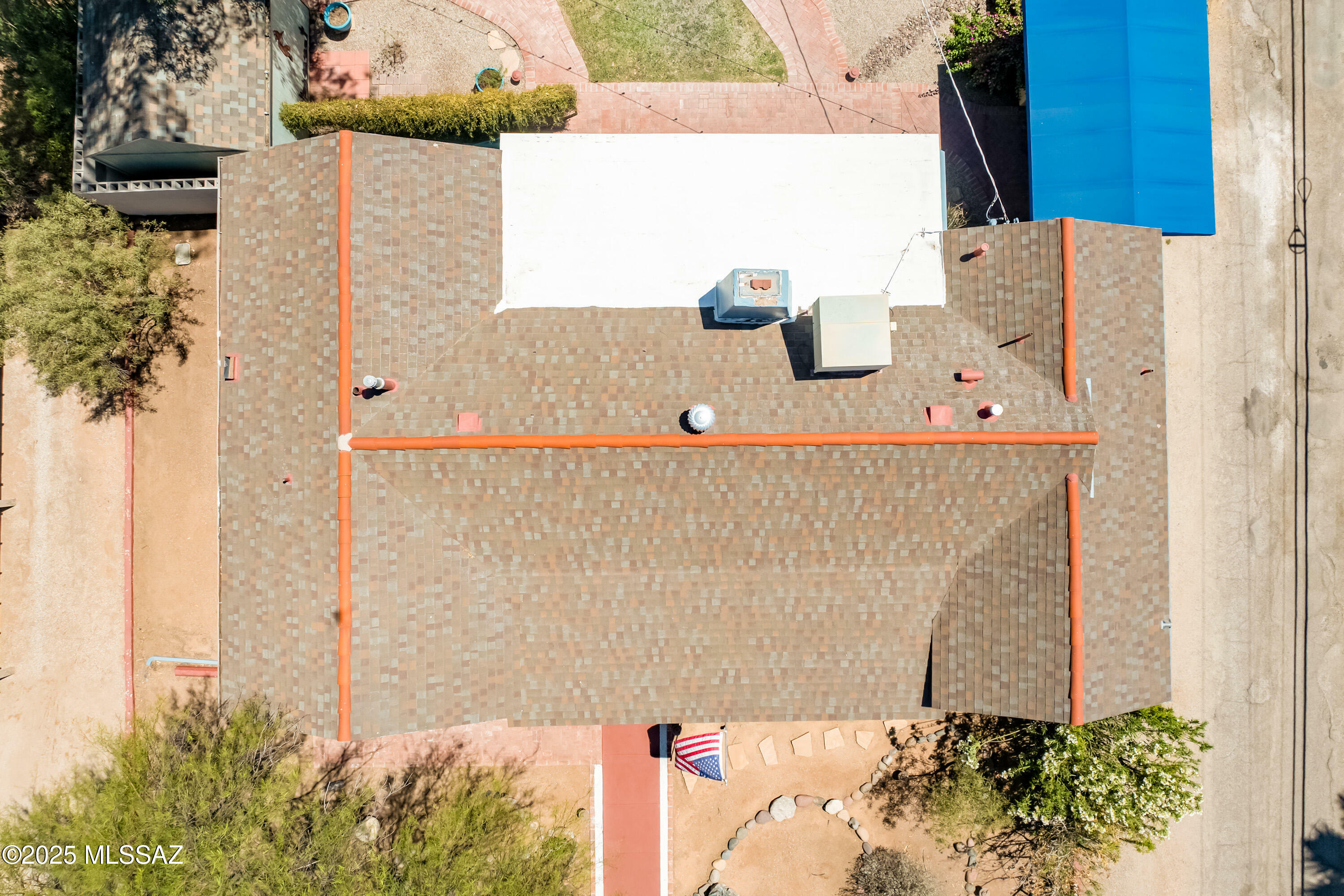 Property Photo:  1912 E Water Street  AZ 85719 