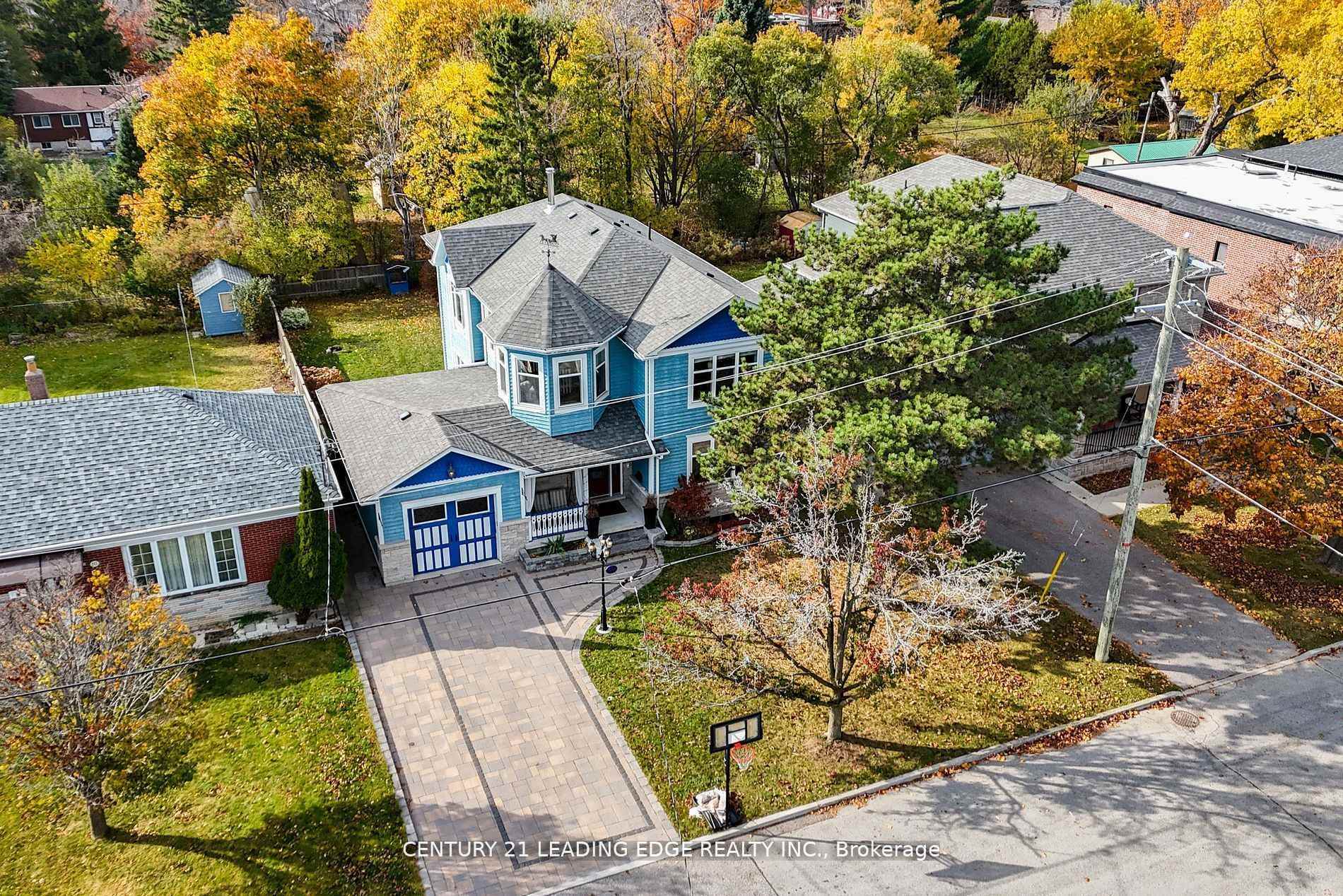 Photo de la propriété:  12 Gradwell Drive  ON M1M 2M9 