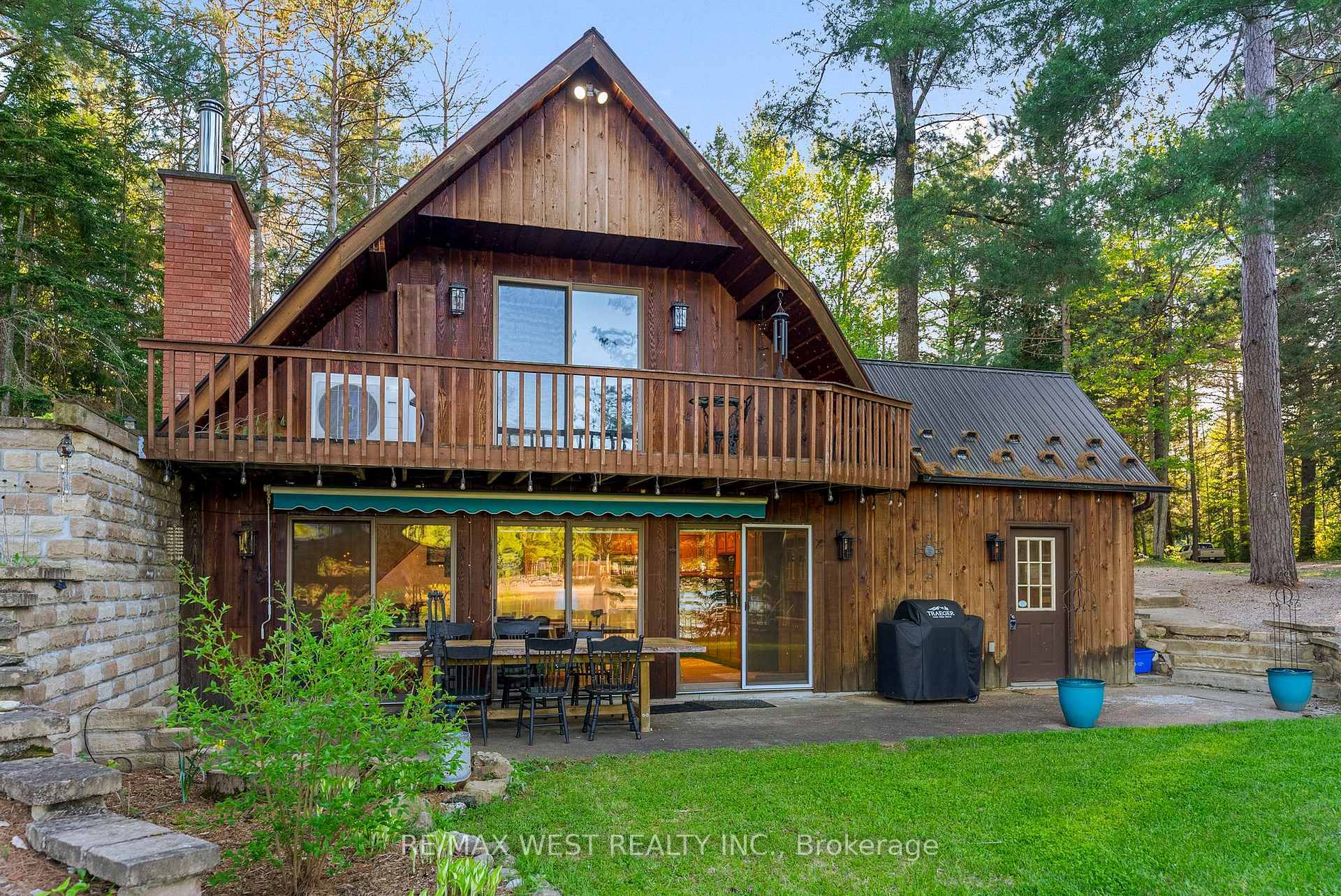 Property Photo: 440 Ohio Road ON K0J 1L0