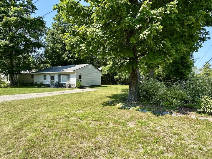 Property Photo: 914 W Cadillac Street MI 49701