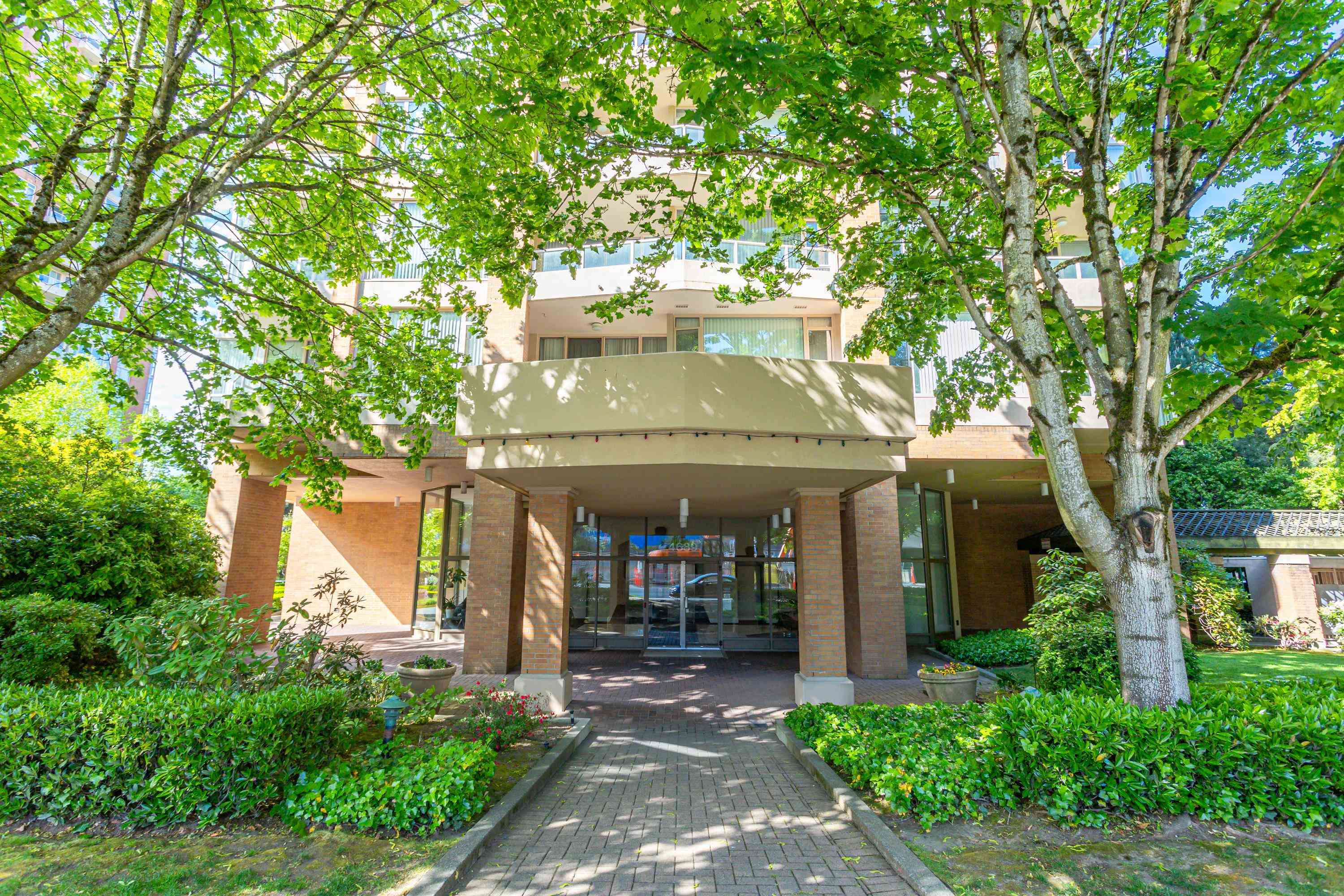 Property Photo: 4689 Hazel Street 1202 BC V5H 4R6